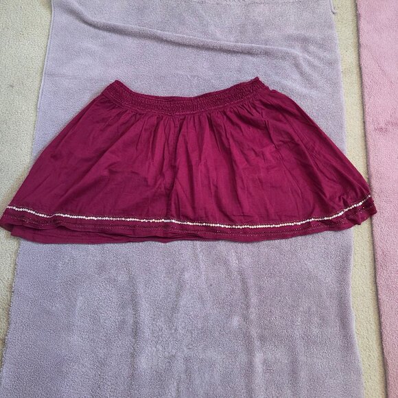 American Eagle Outfitters Burgundy Skirt - Picture 1 of 3